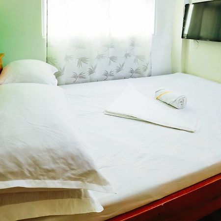 Reddoorz At D128 Lodge Cagayan Valley 土格加劳 外观 照片