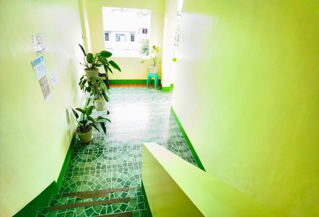 Reddoorz At D128 Lodge Cagayan Valley 土格加劳 外观 照片