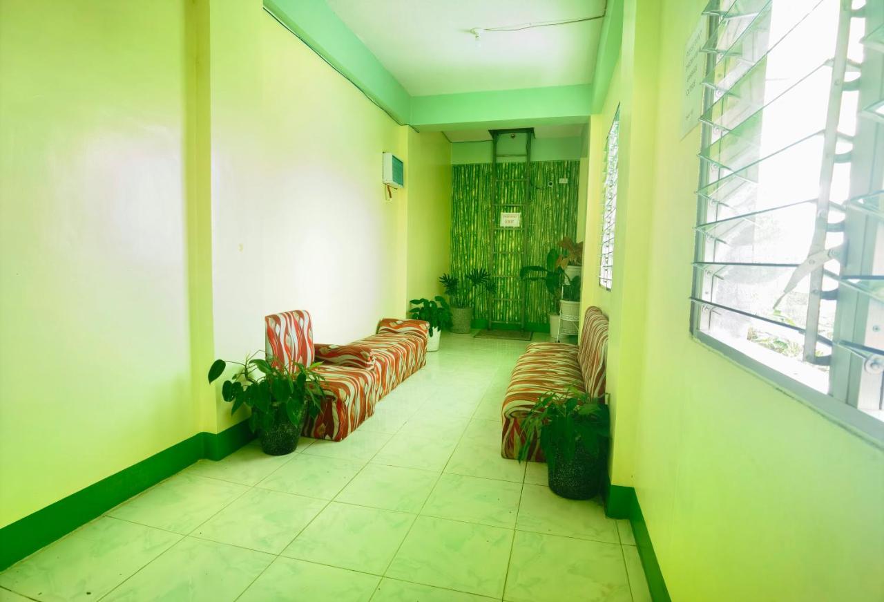Reddoorz At D128 Lodge Cagayan Valley 土格加劳 外观 照片